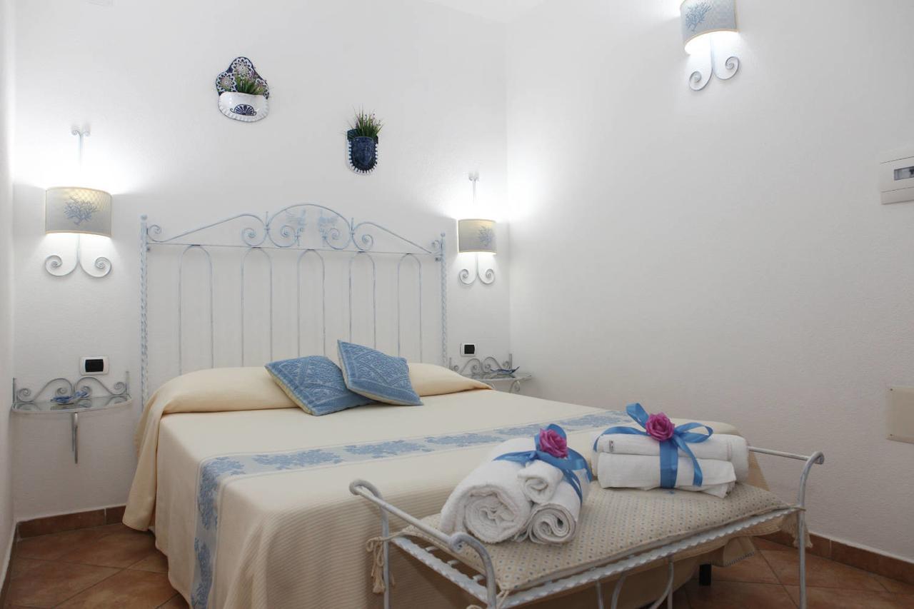 Guest House Villabianca La Maddalena  Exterior photo
