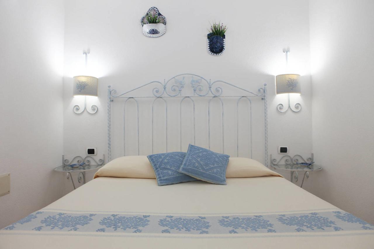 Guest House Villabianca La Maddalena  Exterior photo